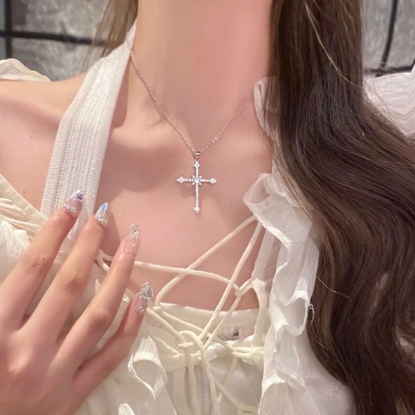 Shiny Chain Bow Halsband CROSS CROSS cross
