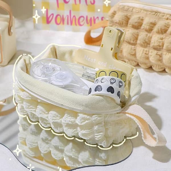 Kawaii Puffs Case Pennväska VIT White