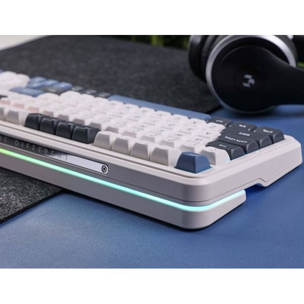 MCHOSE K99 (Sotilaallinen Sininen) - Langaton pelinäppäimistö 98% RGB (US-englanti - ANSI)