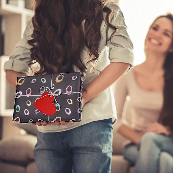 100 kappaletta sydämen muotoisia punaisia kraft-paperilappuja - Sydämen muotoisia lahjatunnisteita - 10 metriä punaista ja valkoista hamppuköyttä (punainen)