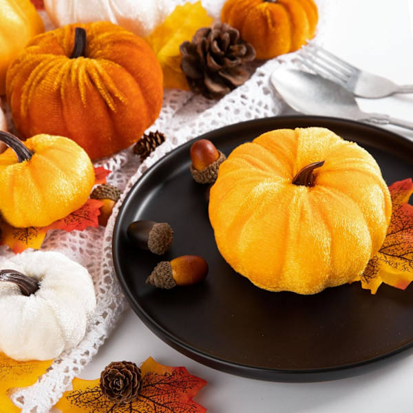 Plysj Gresskar Høstdekorasjoner, Mini Små Gresskar, Kunstige Gresskar, Halloween, Thanksgiving, Hjemmebordsdekor (12 Pakk, Oransje)