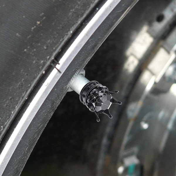 4 stk ventilhætter Håndlavede krystalrhinestone krone bildækdæksler til bildæk krom, attraktivt støvtæt tilbehør til bil (sort)