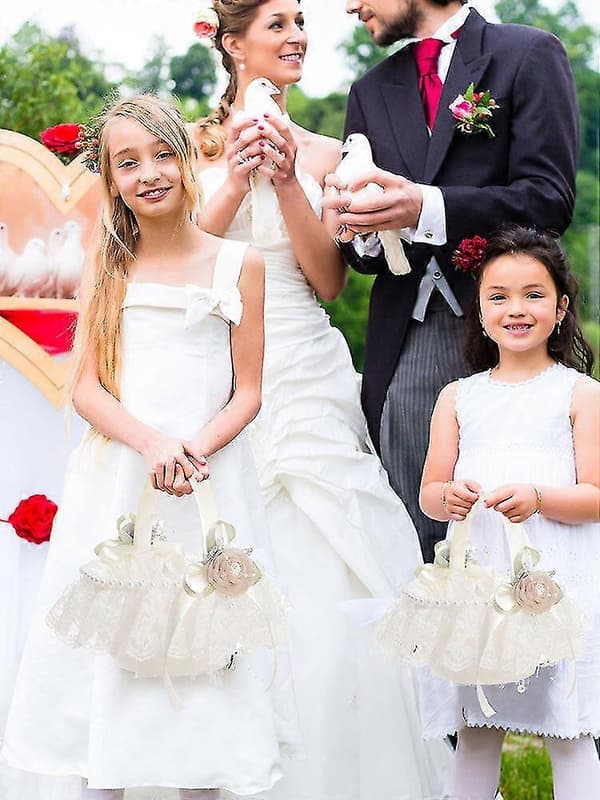 Bröllopsblomsterflickkorgar, rosett små blomsterkorgar pärlsamling - vit