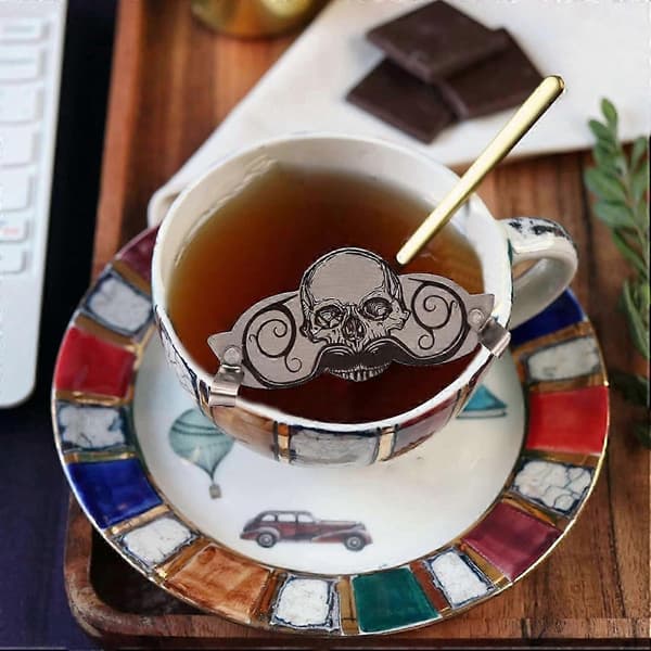 Overskægsværn, Overskægsværn i rustfrit stål til kopper, kaffekopper og tekopper med kraniedesign
