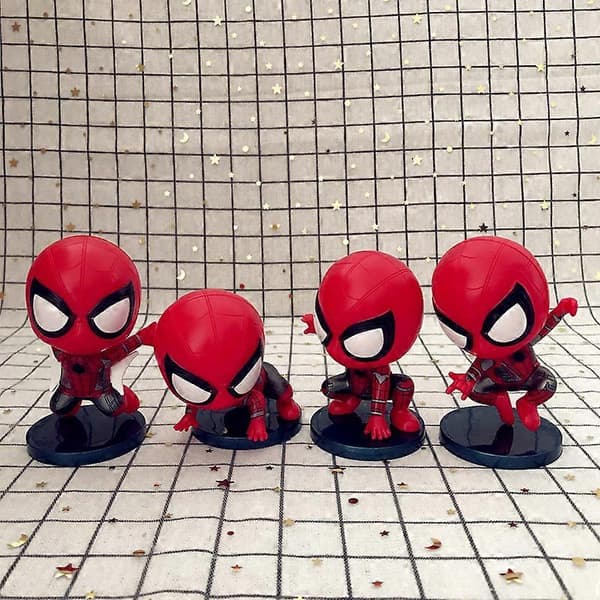 4 stk. Spider-Man Bilpynt Figur Hånddukker Anime for barn og samlere.