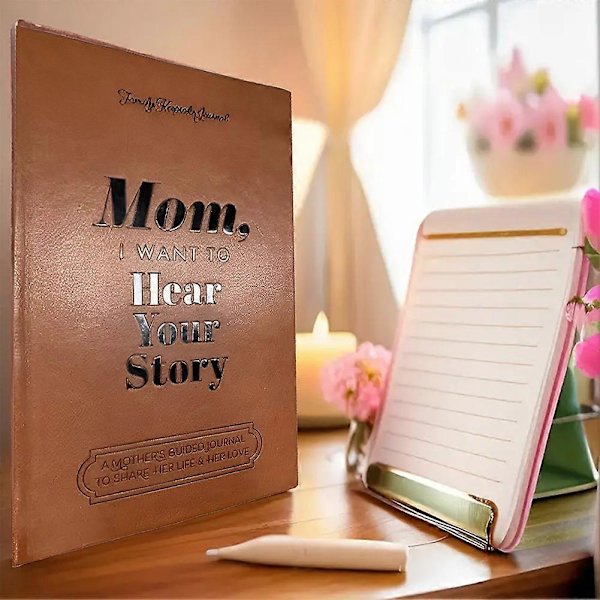 Mor, jeg vil høre din historie - Guidet journal til mødre, Hardback notesbog med båndbogmærke, Meningsfuld fødselsdagsgave til mor