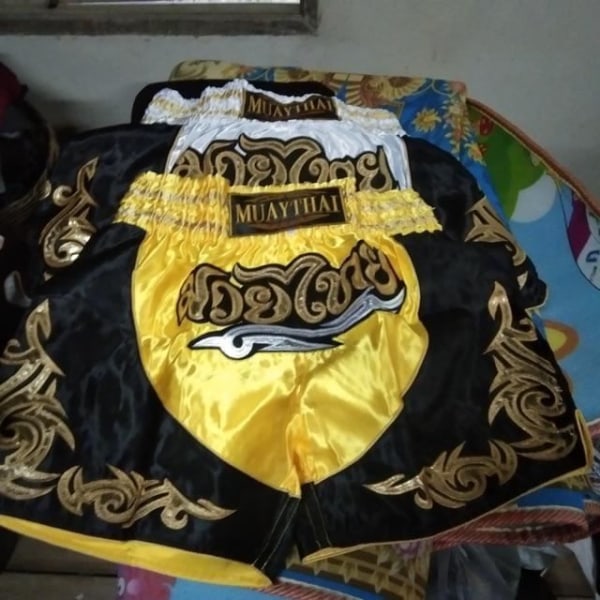 Shorts Traditionell THAI Boxning Kickboxning Special Muay Thai MMA | Gyllene | Barn och vuxenstorlekar | Thailand Gul jag