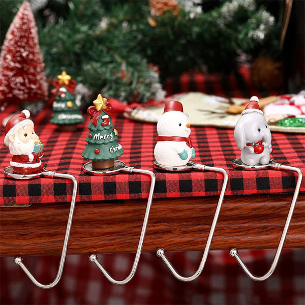 Set med 4 julstrumpor med skorstenskrokar för träddekoration - Lefou Sunmostar