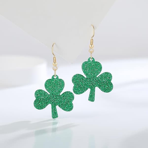 Grønne kløver dråbeøreringe, St. Patrick's Day tilbehør, irske øreringe, letvægts akryløreringe.