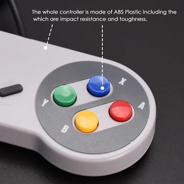 Inkluderer to kablede SNES-gamecontrollere, fuldt kompatible med originale SNES/SFC-konsoller - [Plug and Play]