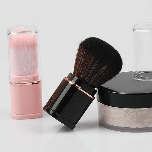 Bærbar udtrækkelig makeupbørste med låg til blush løs pudder sort