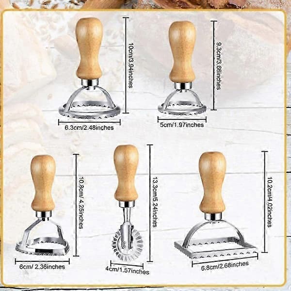 Wonton- och dumplingformset i nordisk stil, 5 delar, inklusive degformar i trä.