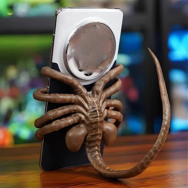 Facehugger-puhelinpidike, Alien Xenomorph -hahmolelut Facehugger-matkapuhelinpidike kaikille puhelimille