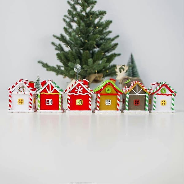 Pepperkakehus til jul, godterihus, julepynt, borddekorasjon, rød