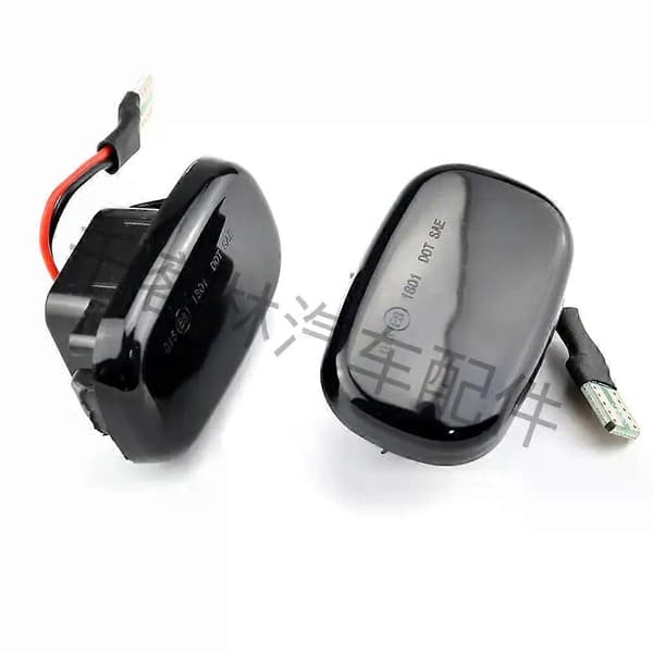 Dynamisk LED blinklys sideblinklys til Avensis Celica Corolla Caldina Camry Hilux Prius Verso Runx