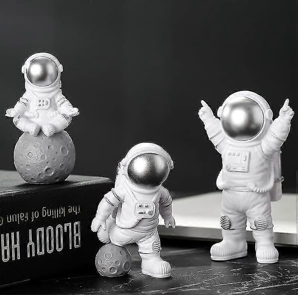4 stk. Astronautfigurer, kakepynt til verdensrommet, miniatyr astronautleker (stjerne)