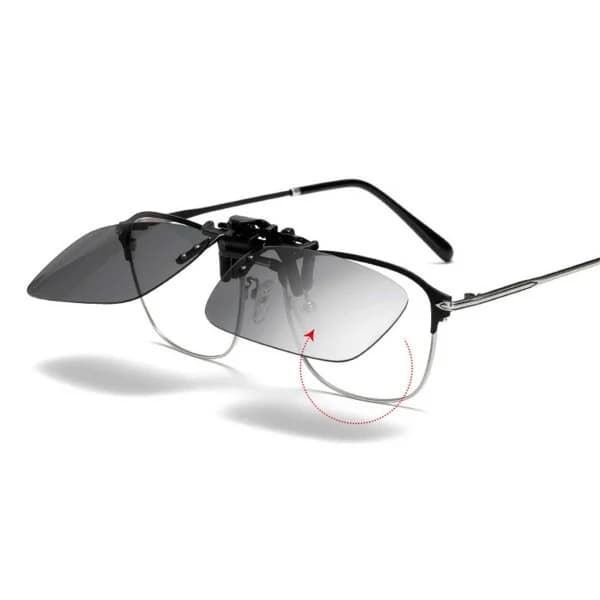Clip-on aurinkolasit keltaisilla linsseillä 43x60mm, yöajokeltainen
