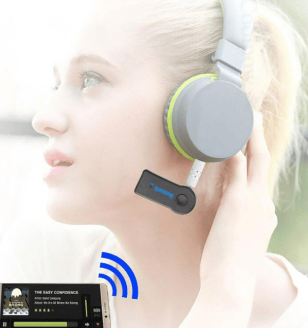Kolme Bluetooth-vastaanotinta 3,5 mm langaton 4.0 Bluetooth-sovitin AU
