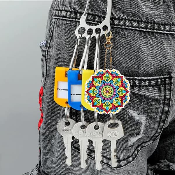 8 st 5D Diamantmålning Mandala Nyckelringar med Rhinestone Mandal