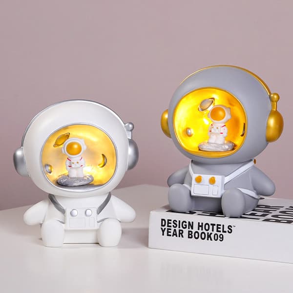 Astronaut nattlys Kreativ bursdagsgave Spargris -hvit