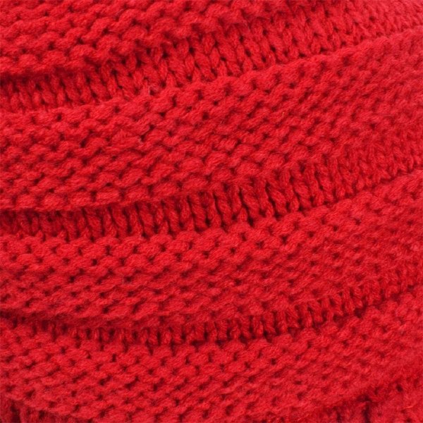 Naisten talvihattu kukkakoristeella, virkattu neulottu pipo visiirillä