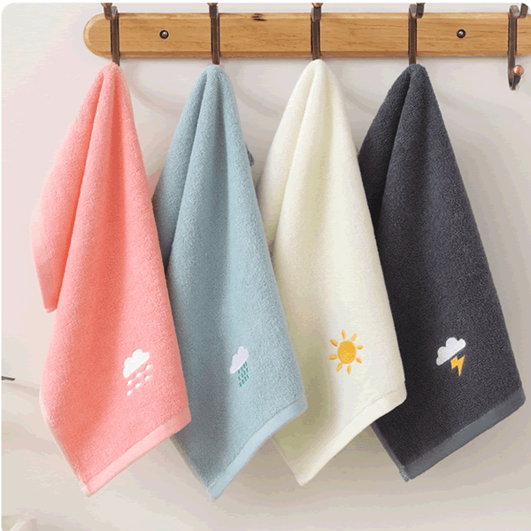 4 st/Barn Handduk Ren Bomull Cartoon Broderad Barn T
