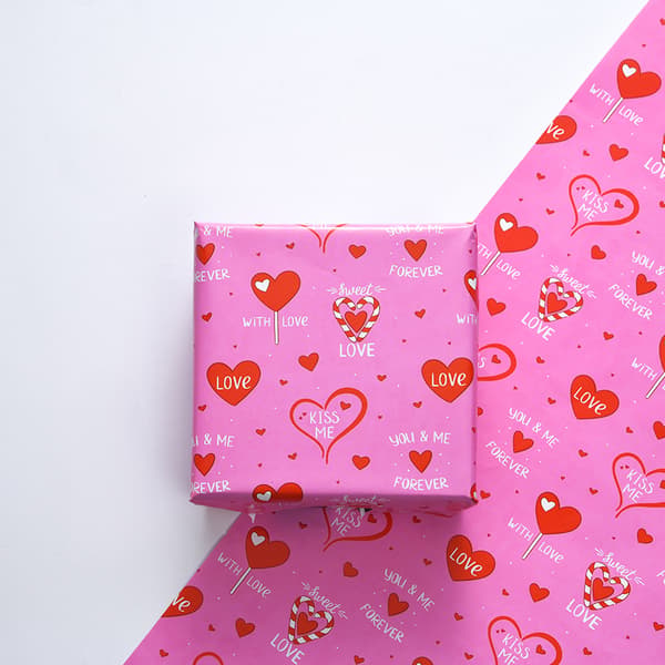 6-pack med 6 mönsterdesign Valentine's Day presentpapper