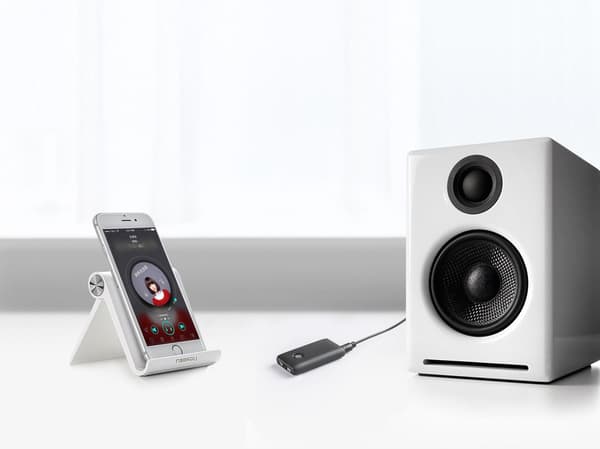 Bluetooth 5.0 Sender og Modtager, 2 i 1 Trådløs 3.5mm Bluetoo