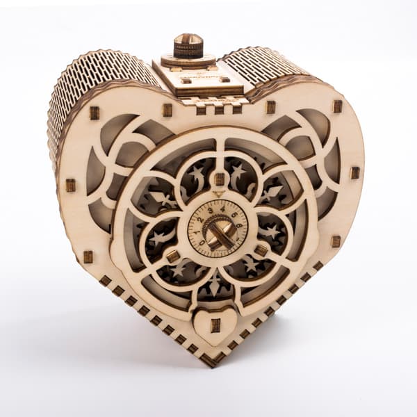 Hjerteformet mekanisk smykkeboks 3D tredimensjonal modell