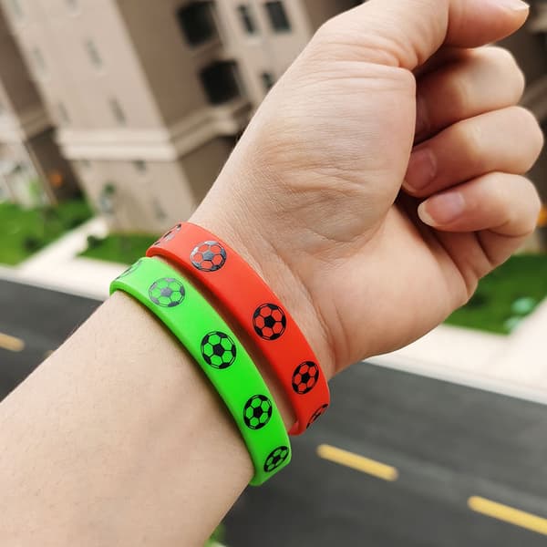 4-pack (Armband för män, kvinnor & tonåringar, Silikon Gummiband