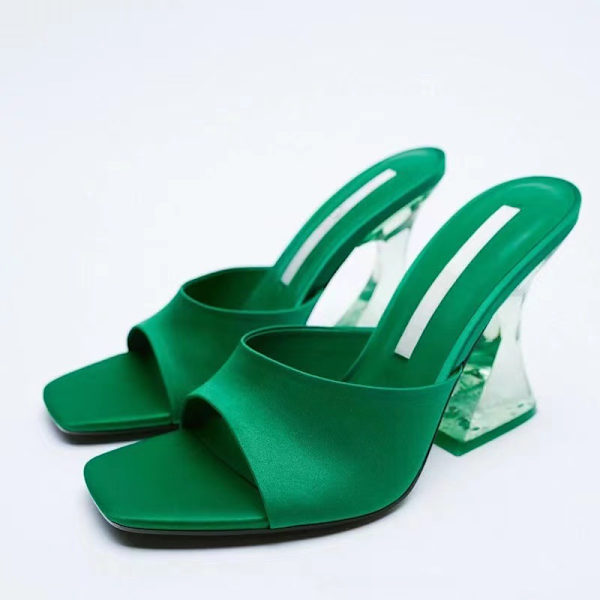 1-pack Sommar Kvadratiska Tå Högklackade Flip Flop Transparent Hästsko