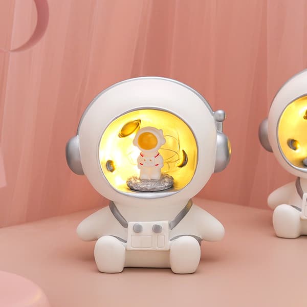 Astronaut nattlys Kreativ bursdagsgave Spargris -hvit