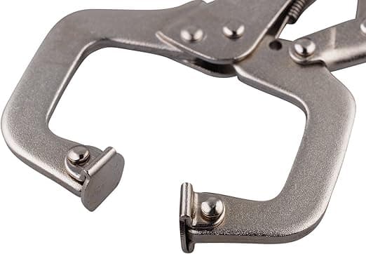 Sett med 2 stålklemmer med svingbare puter 15 cm