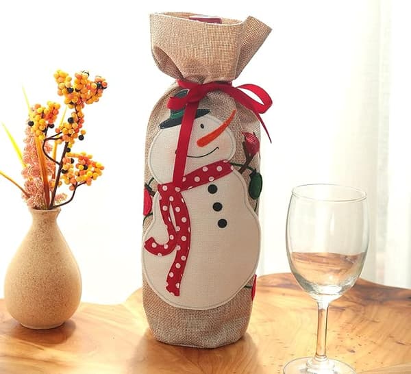 Fire nye julepynt i lin, brodert snømann Old DXGHC