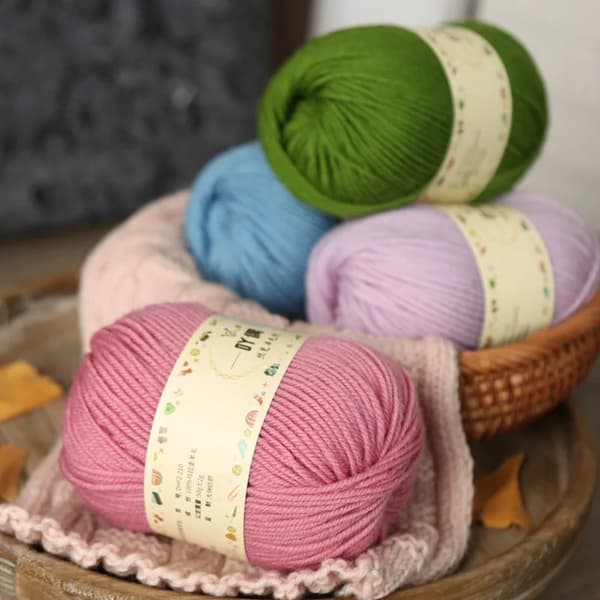 6 kpl Kammattua Puuvilla Lankaa DIY Yarn C:ltä