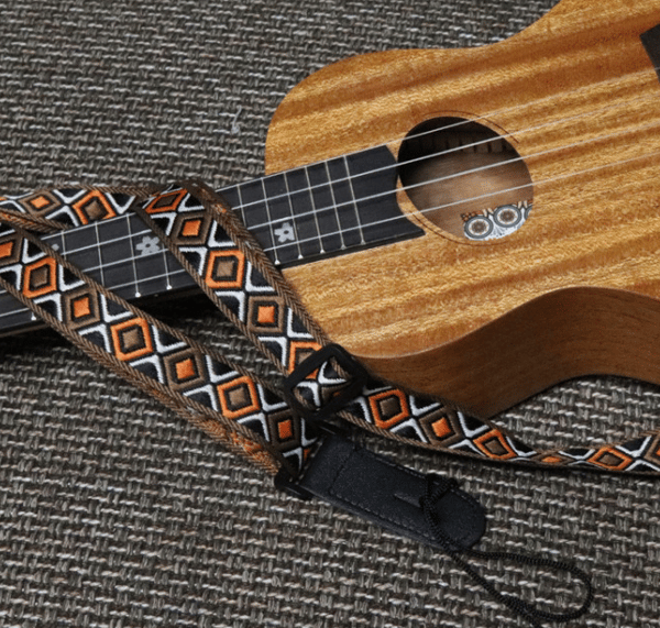 2 stycken Ukri etniska axelband Ukri liten gitarr
