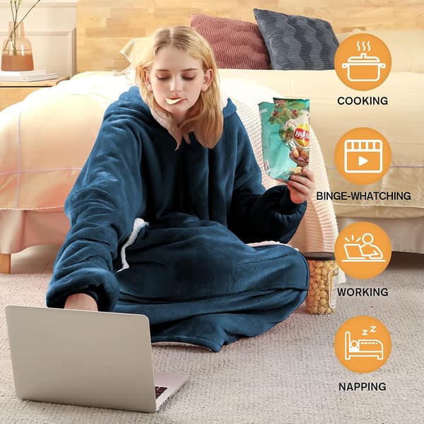 Oversized Hettegenser med Pledd, One Size Fits All (Marineblå)