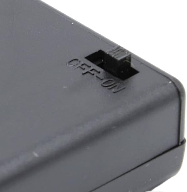 Batteriholder med ON/OFF-kontakt - AAA batteriholder - Passer til DXGHC