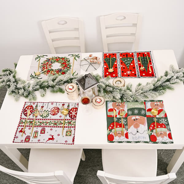 4 stycken juldekorationer i stickad tyg