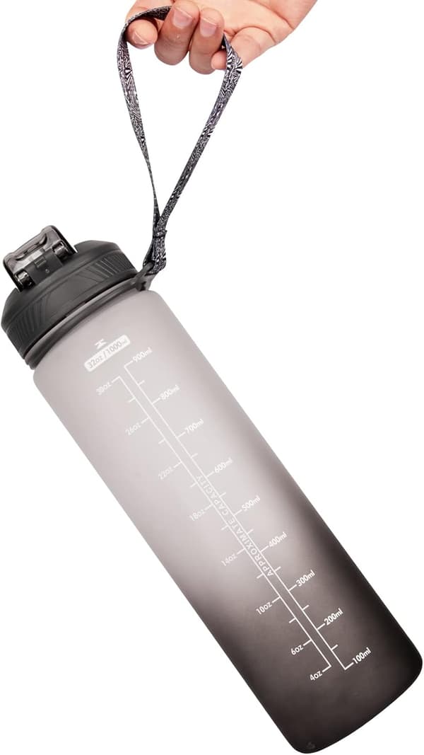 1 litran urheilupullo oljella, 1 litran pullo motivaatiomerkinnöillä