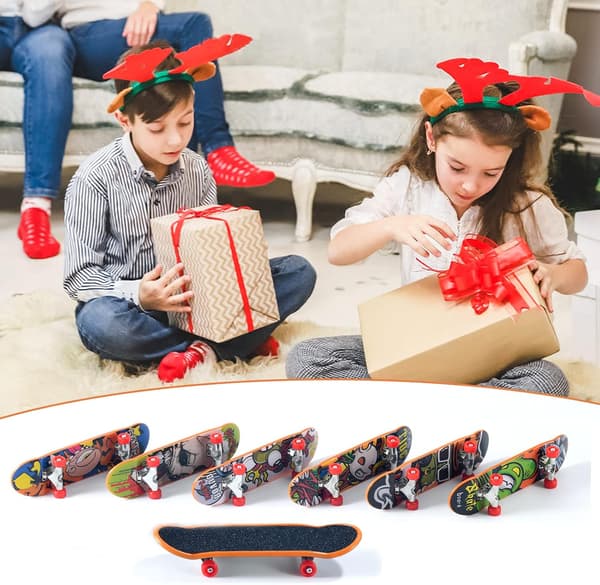 24 stk Legetøjs Finger Skateboards med 32 Udbytbare