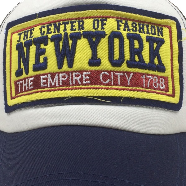 New York mesh cap broderad and tunga hatt (bär o