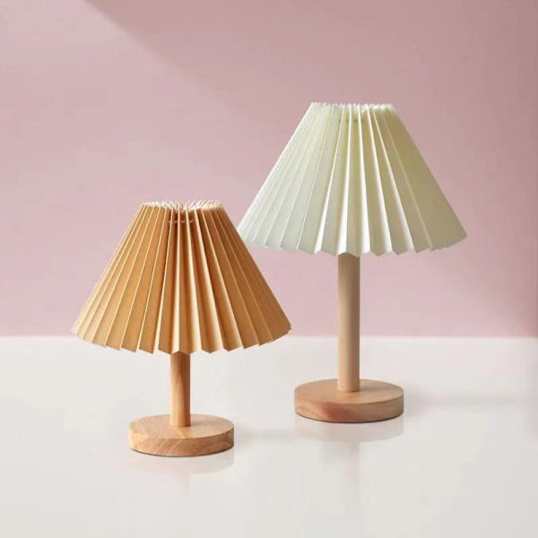 Retro-tyylisen Pleated-lampun yövalo, sateenvarjomainen sängynpäätyyn