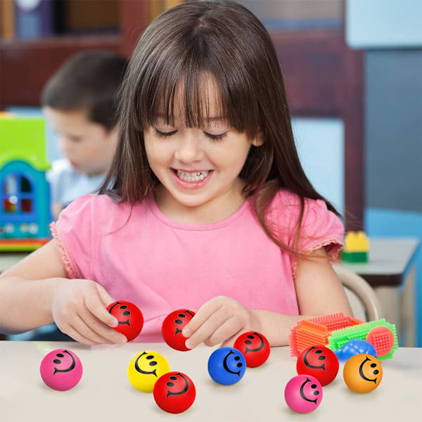 4 Roliga Smiley Face Stressbollar Mini Stressbollar Smiley Face St