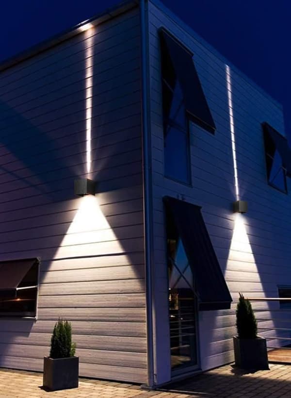 12W Moderni LED-seinävalaisin/Ulkoseinävalaisin, säädettävä sädekulma