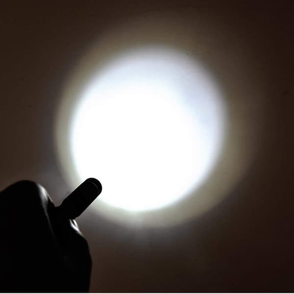Super Pieni Mini LED-Taskulamppu Paristoilla Käyttöinen Kynälamppu