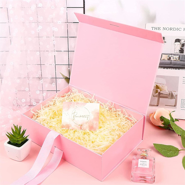 Slipsbox med rosett, presentförpackning i papper med band, kartong G