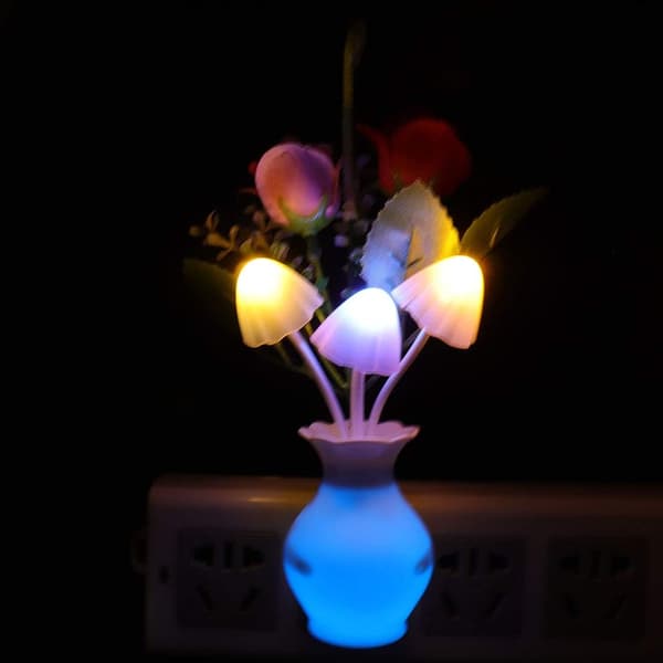 2-pakks LED nattlys med automatisk sensor