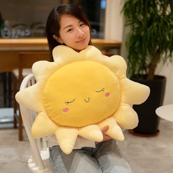 Sööt Plush-tyyny Aurinko Täytetty Pehmeä Luova Plush-aurinko Leikkikalu Autoon