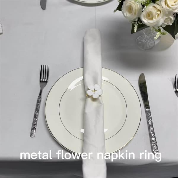 Servietring, Blomstret Servietring i Hvid DXGHC